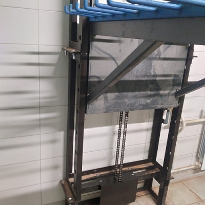 Мачтовый грузовой подъемник (цепной), 300 кг